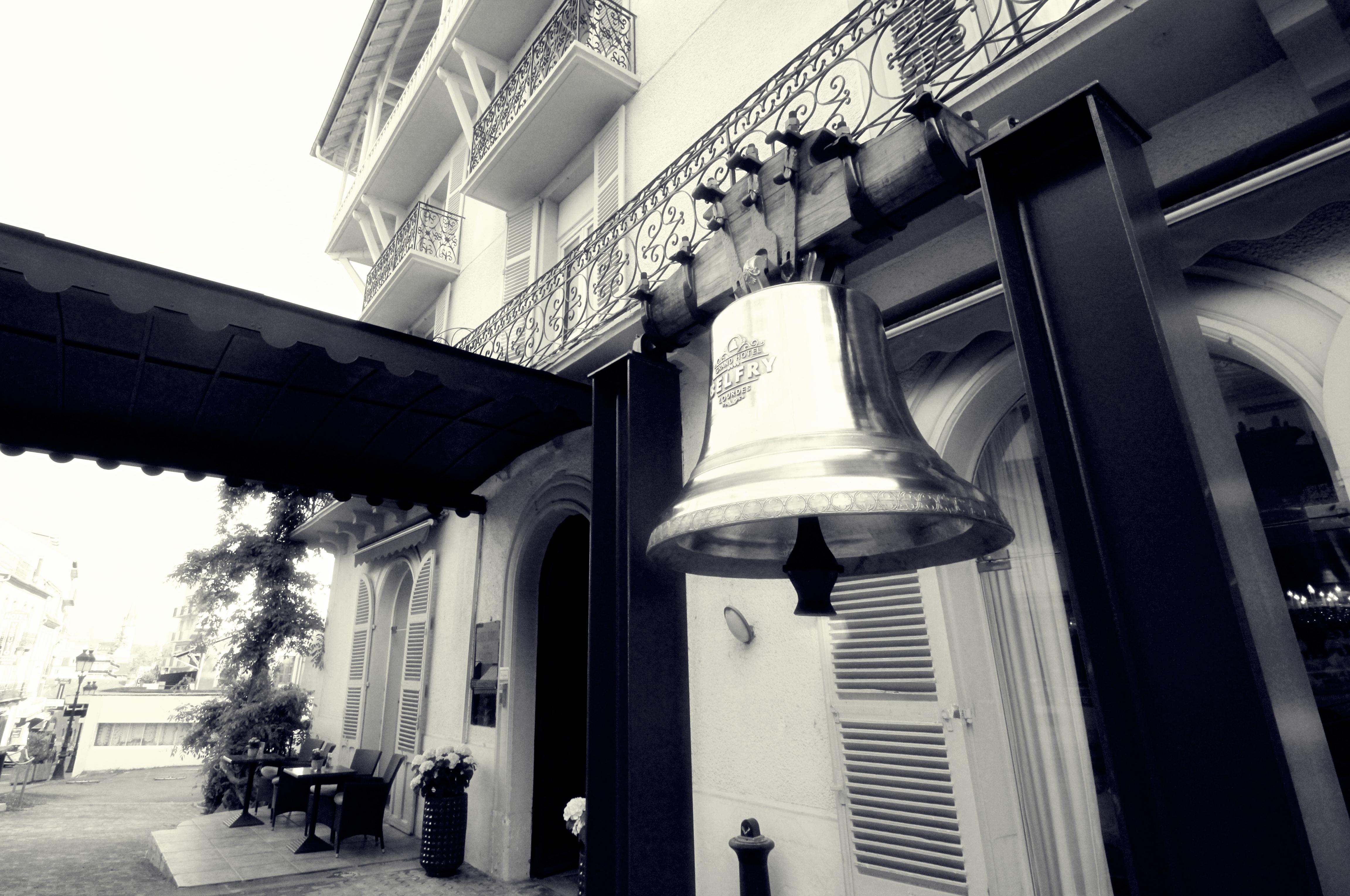 Belfry & Spa By Ligne St Barth Lourdes Luaran gambar The bell of the church